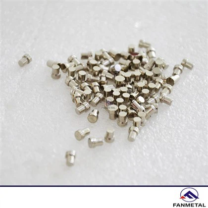 Rivetti piatti a contatto in tungsteno