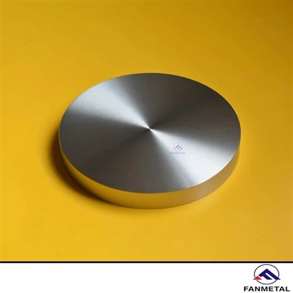 Bersaglio rotondo in zirconio 702